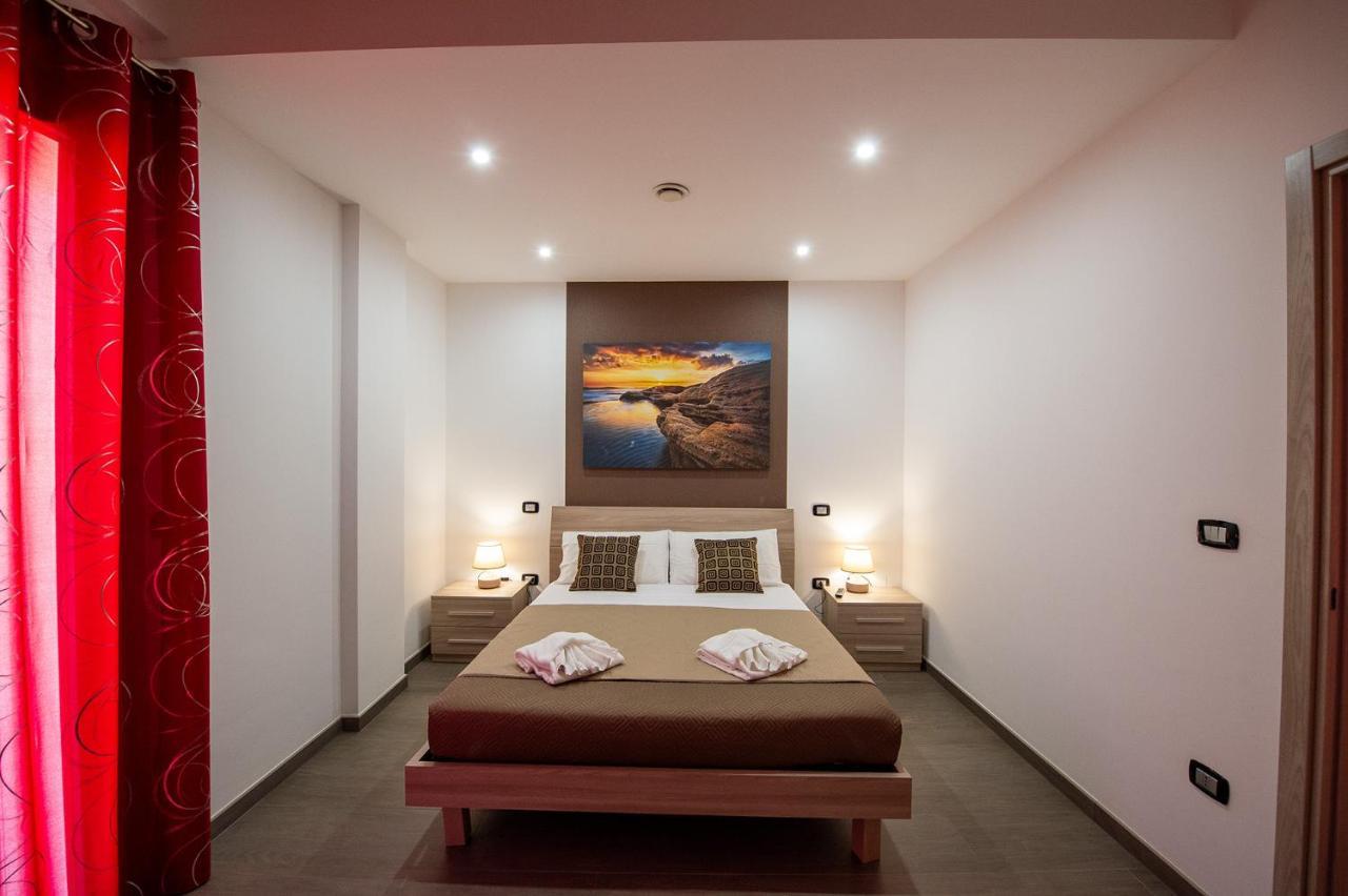 Hotel Perla Del Sud à Sava Extérieur photo